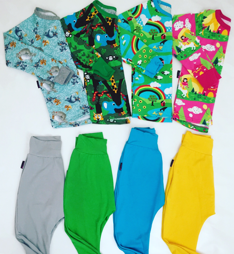 Pyjamaser till dottern.
