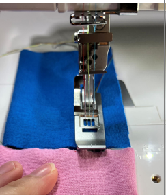 Guide: Använda start/glapp-lapp på coverstitch